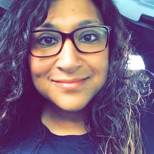 Meet your Posher, Amira